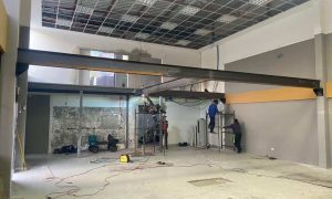 Obra realizada para Academia Fit Studio Curitiba. 64m2 de Mezanino Metálico. (Unidade Juvevê).